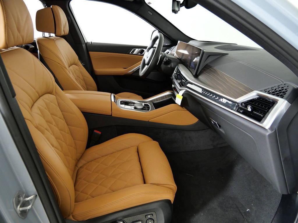 Thumbnail: 2026 BMW X6 - 9