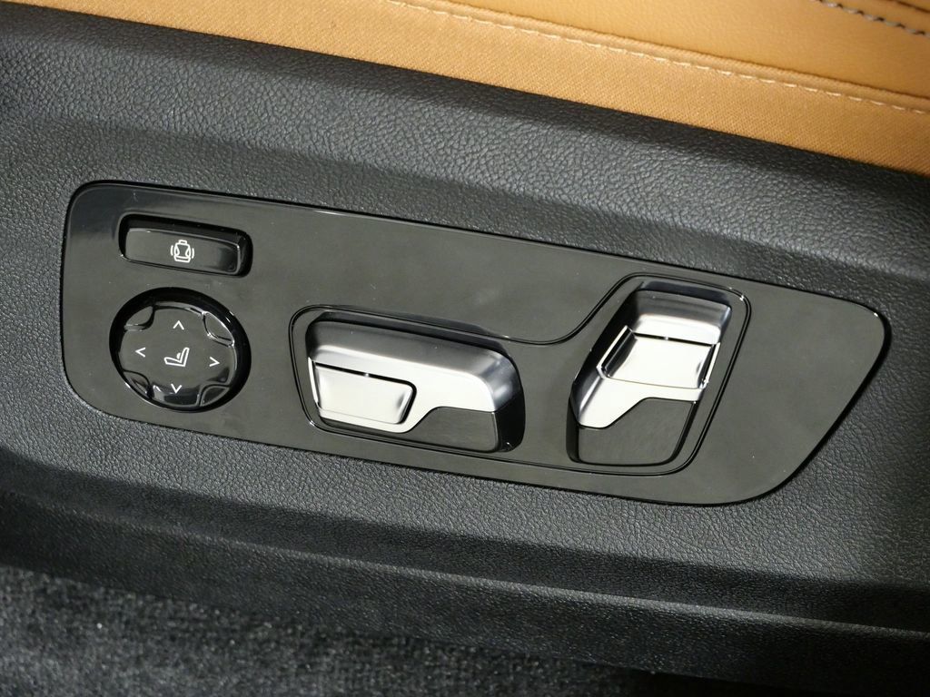 Thumbnail: 2026 BMW X6 - 44