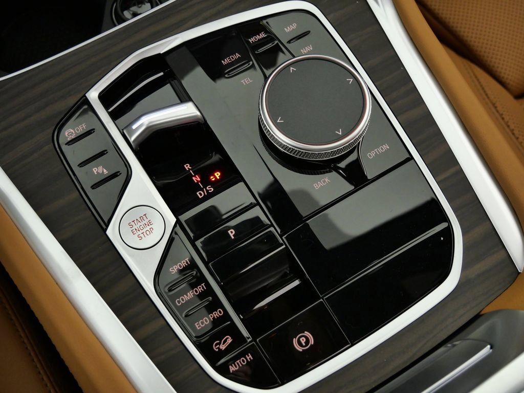 Thumbnail: 2026 BMW X6 - 13