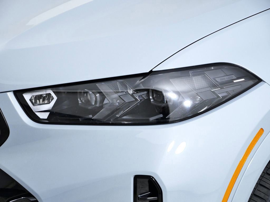 Thumbnail: 2026 BMW X6 - 16