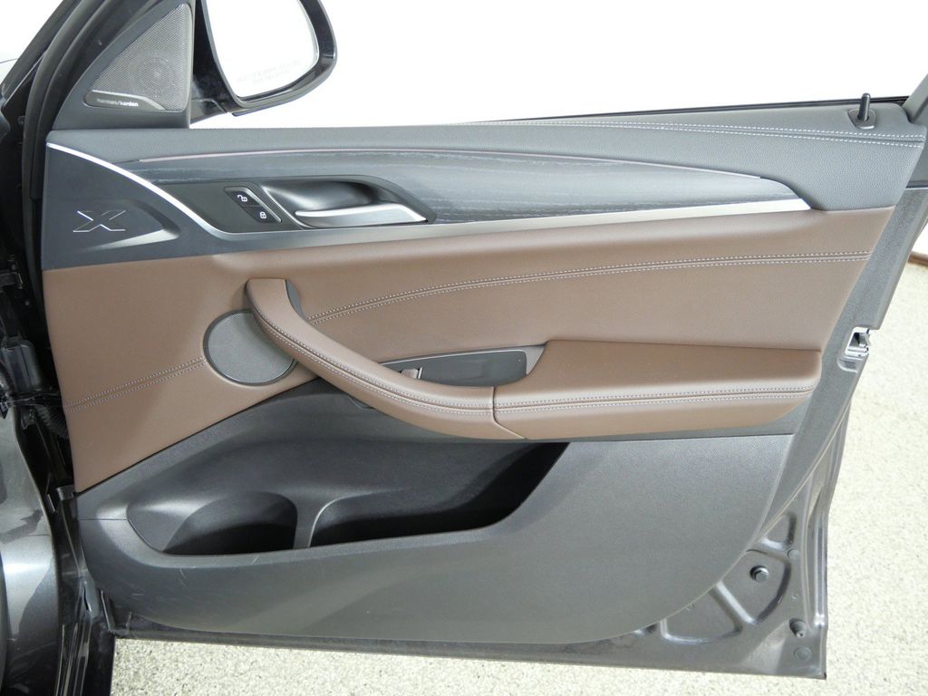 Thumbnail: 2022 BMW X4 - 29