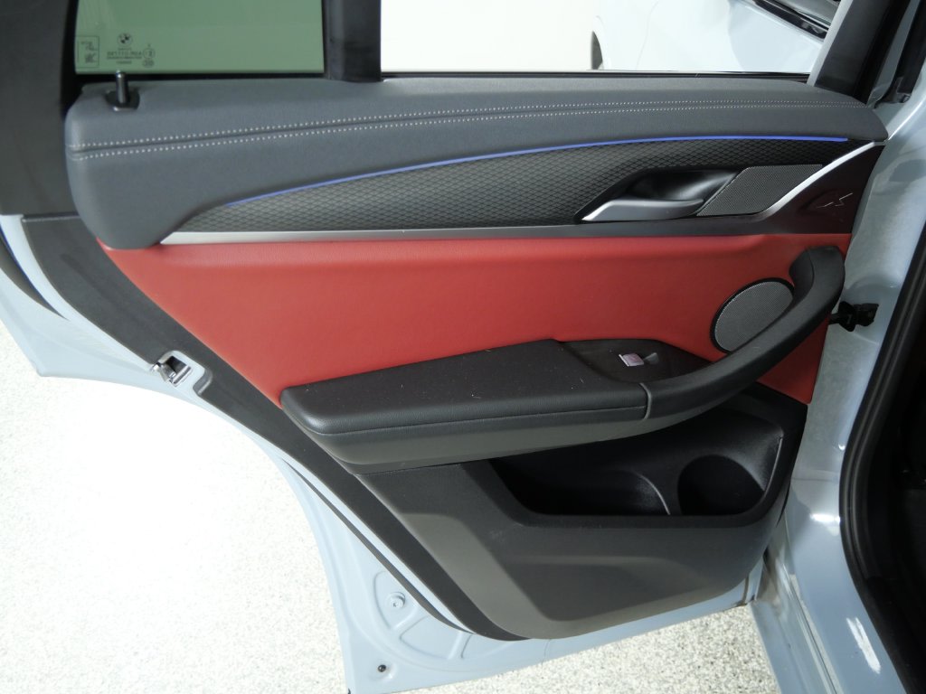 Thumbnail: 2023 BMW X4 - 36