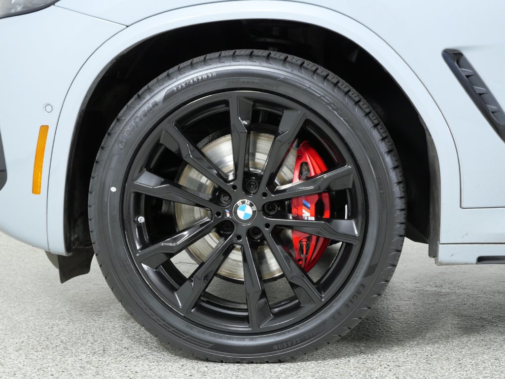 Thumbnail: 2023 BMW X4 - 28