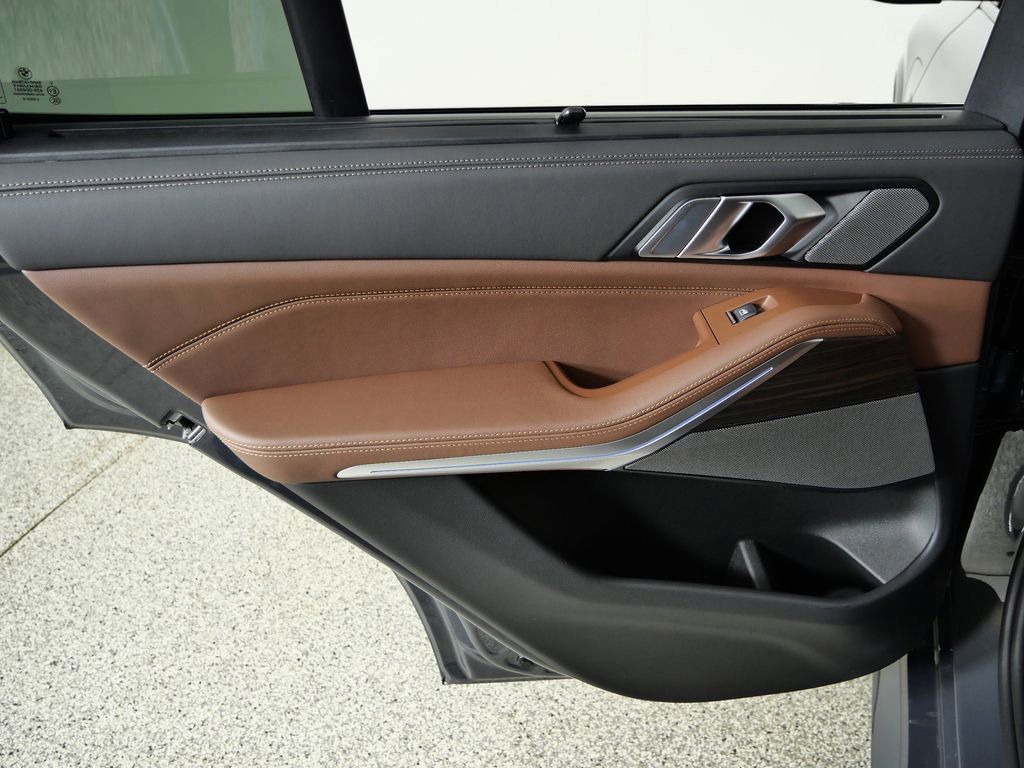 Thumbnail: 2026 BMW X5 - 34