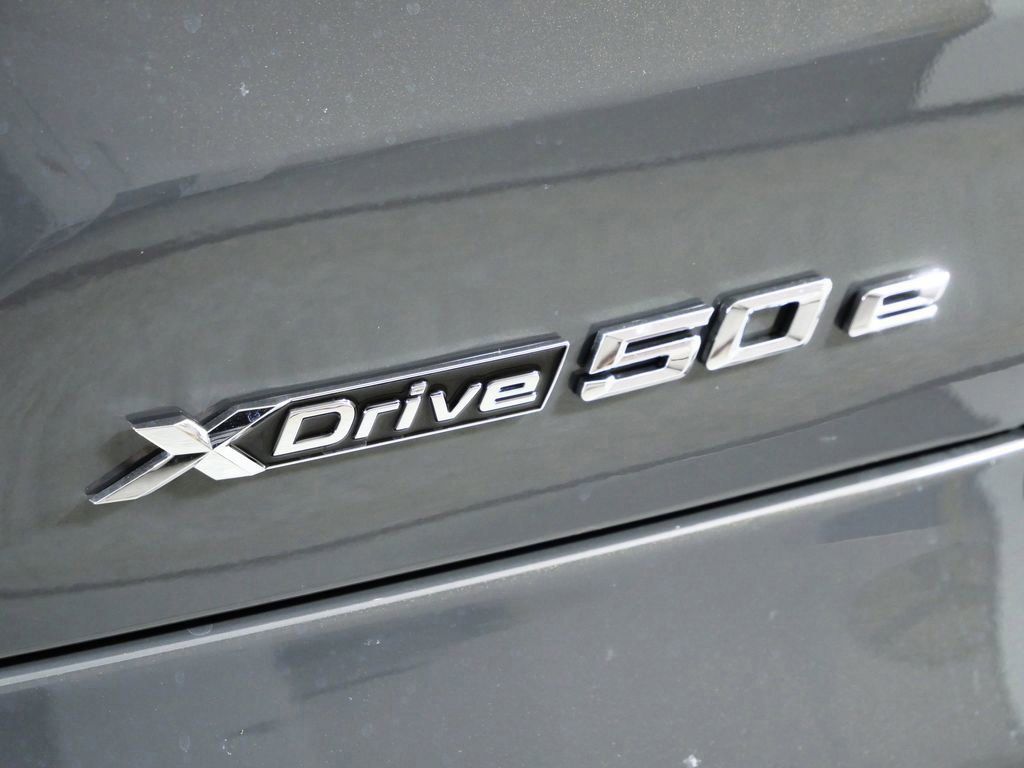 Thumbnail: 2026 BMW X5 - 20