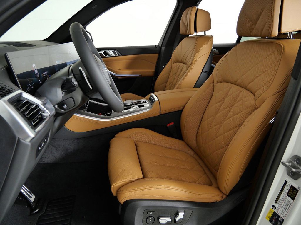 Thumbnail: 2026 BMW X5 - 39