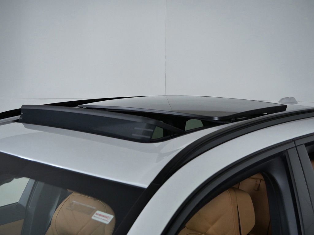 Thumbnail: 2026 BMW X5 - 26