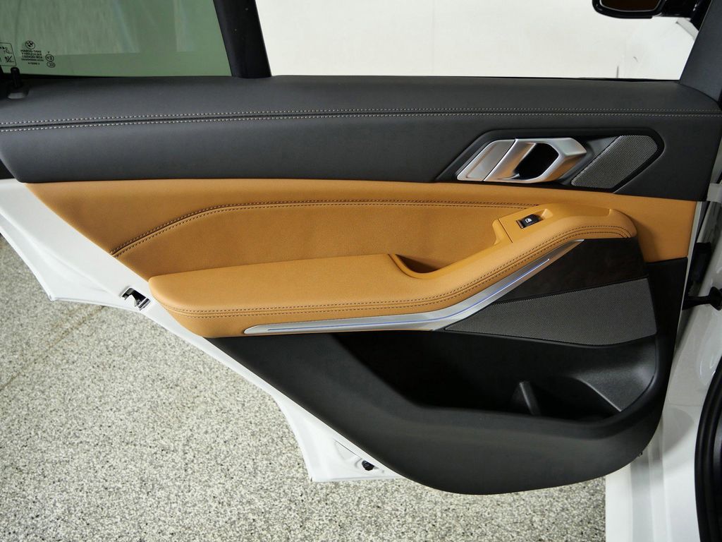 Thumbnail: 2026 BMW X5 - 34