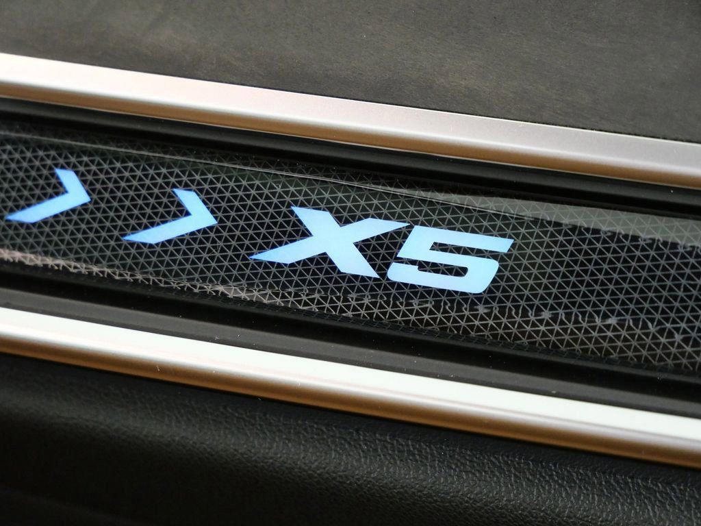 Thumbnail: 2026 BMW X5 - 29