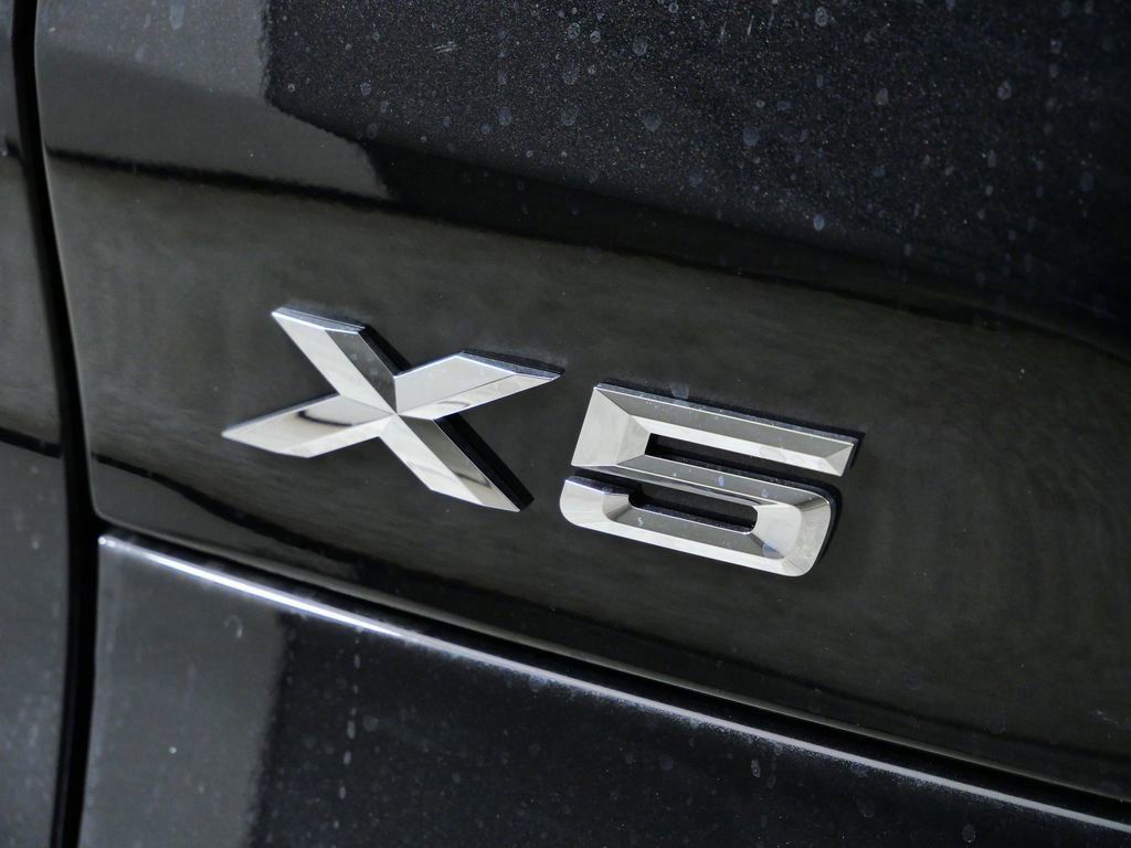 Thumbnail: 2026 BMW X5 - 22