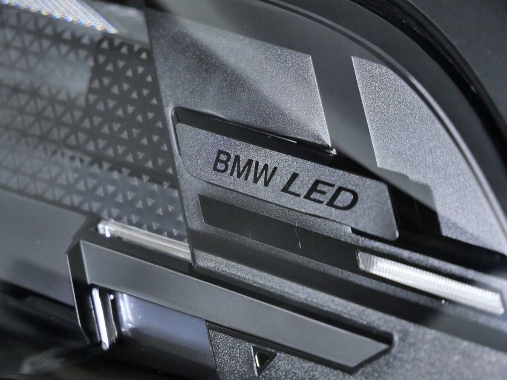 Thumbnail: 2026 BMW X5 - 7
