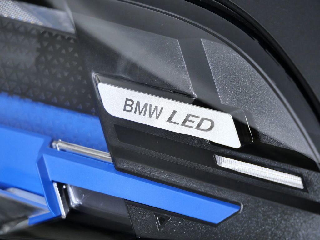 Thumbnail: 2026 BMW X5 - 7