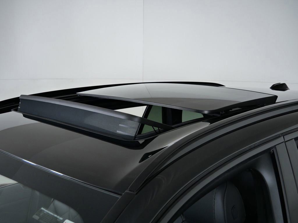 Thumbnail: 2026 BMW X5 - 25
