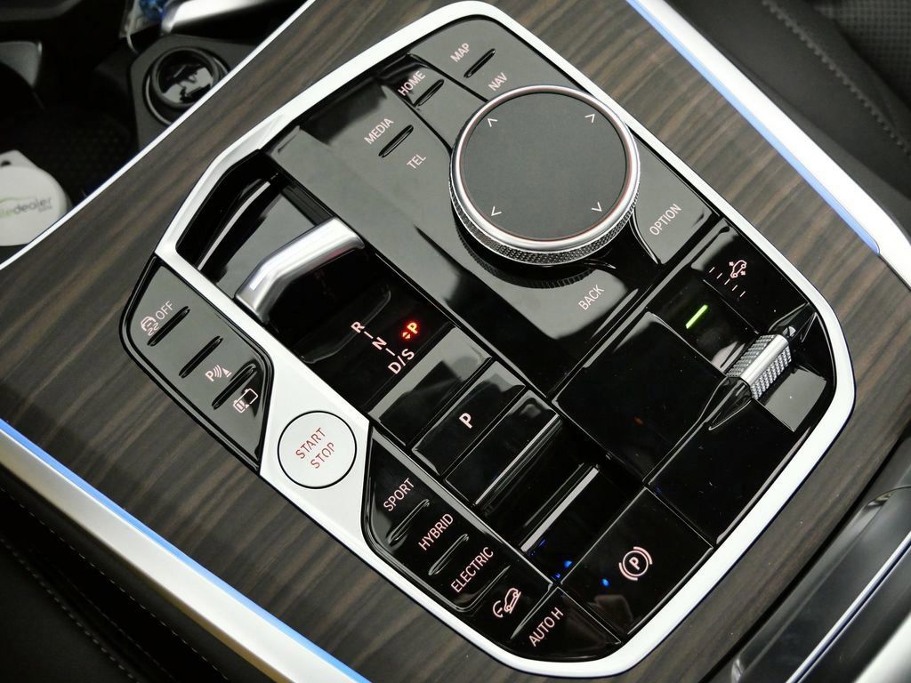 Thumbnail: 2026 BMW X5 - 47