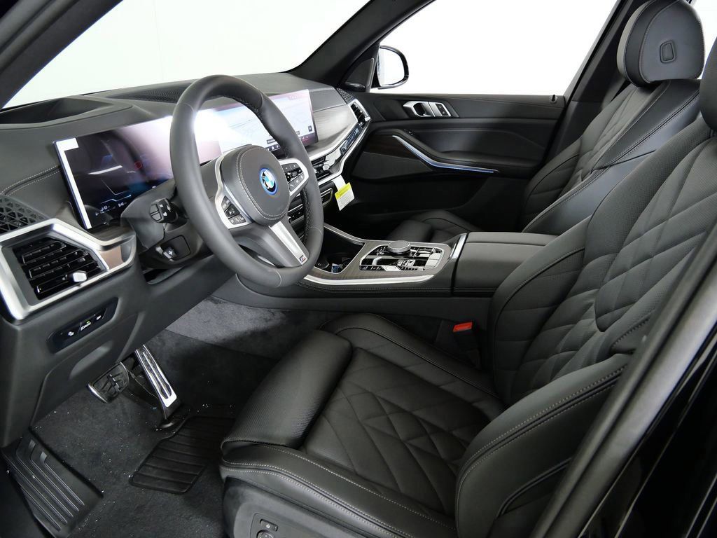 Thumbnail: 2026 BMW X5 - 38
