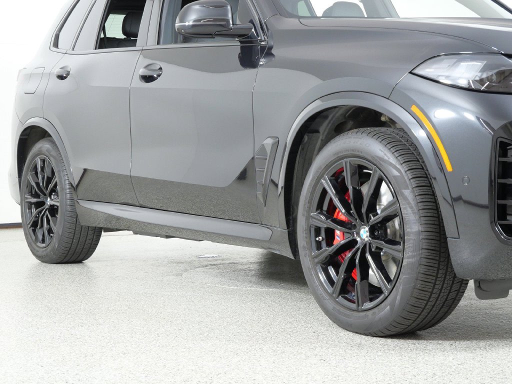 Thumbnail: 2026 BMW X5 - 9