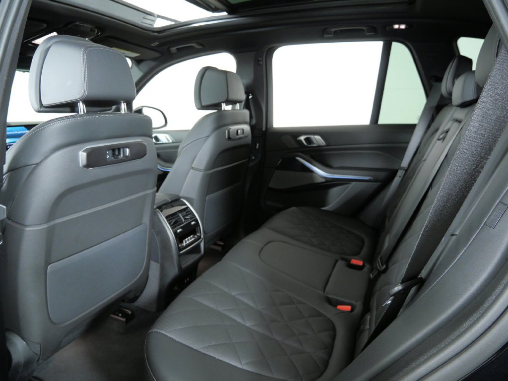Thumbnail: 2026 BMW X5 - 39