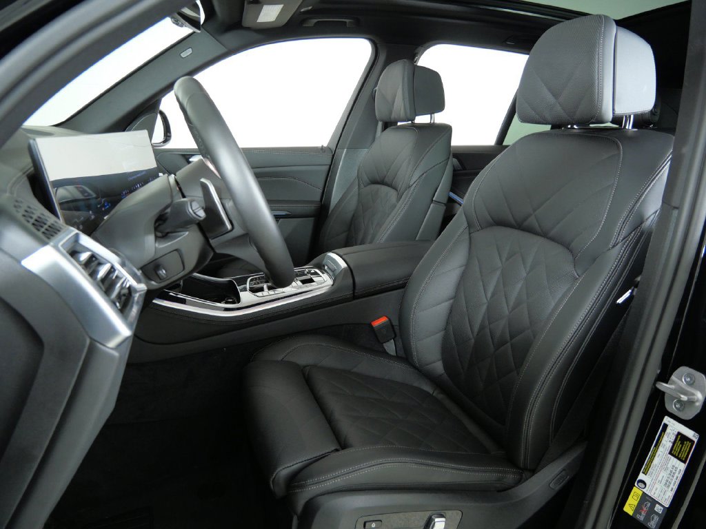 Thumbnail: 2026 BMW X5 - 43