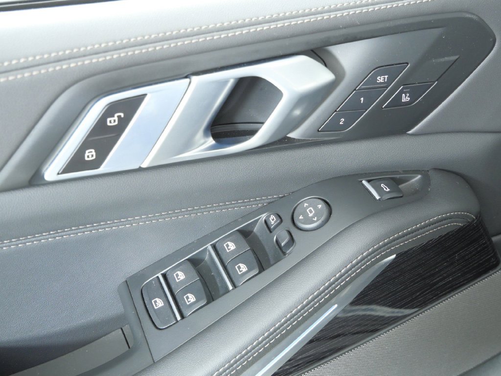 Thumbnail: 2026 BMW X5 - 44