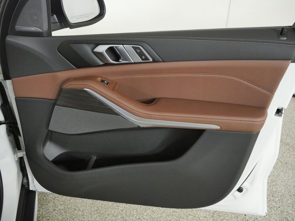 Thumbnail: 2026 BMW X5 - 28