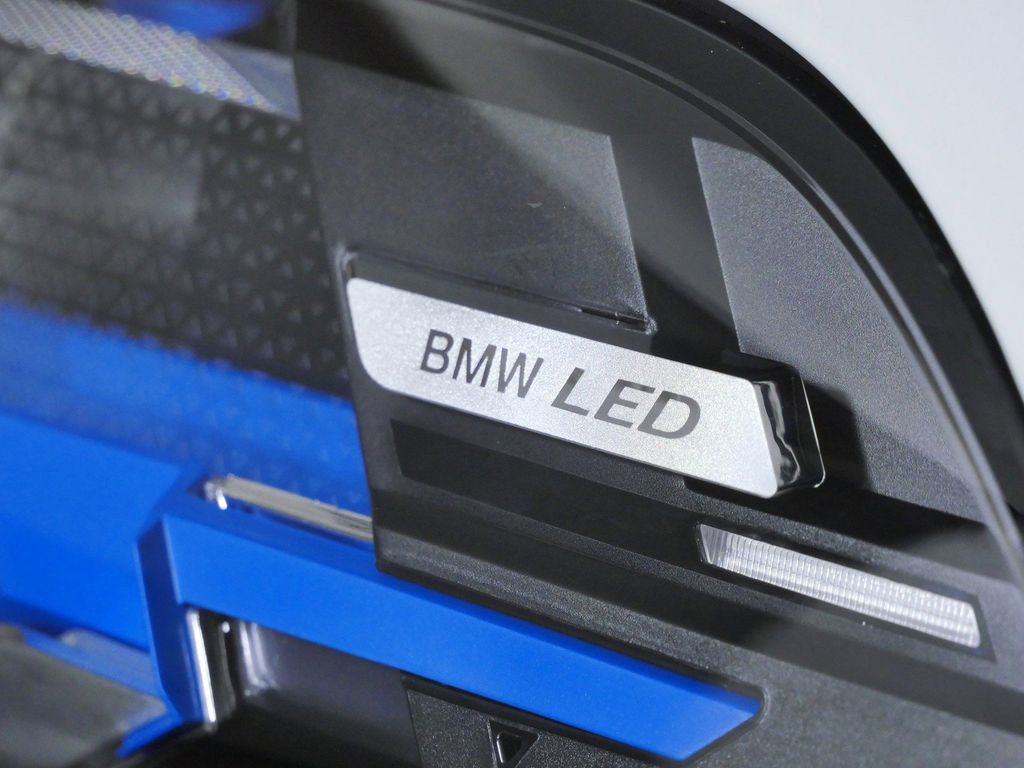 Thumbnail: 2026 BMW X5 - 7