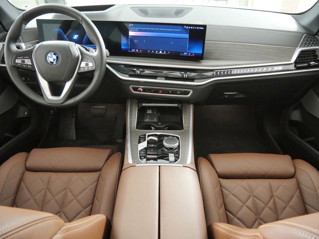 Thumbnail: 2026 BMW X5 - 2