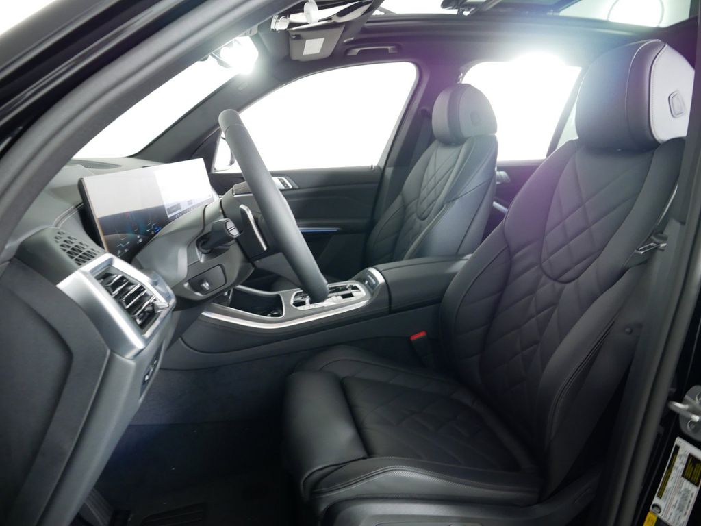 2025 BMW X5 xDrive50e 35