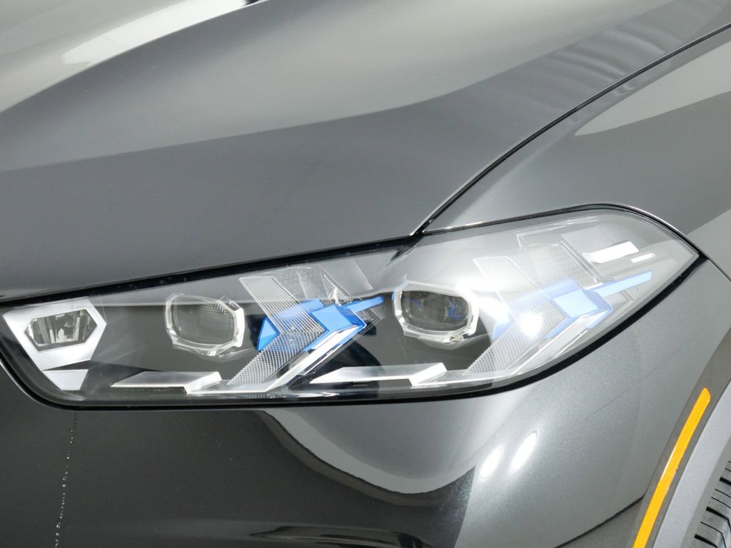 2025 BMW X5 xDrive50e 24