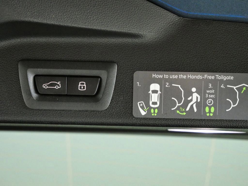 Thumbnail: 2026 BMW X5 - 14