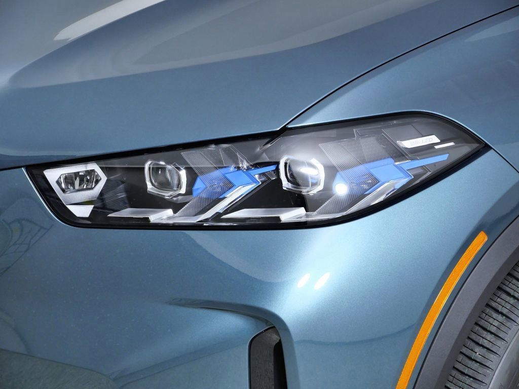 Thumbnail: 2026 BMW X5 - 18