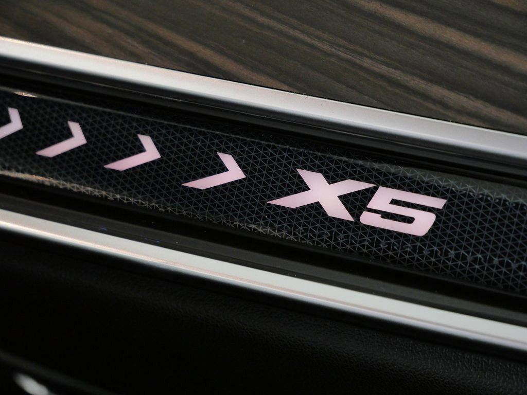 Thumbnail: 2026 BMW X5 - 30