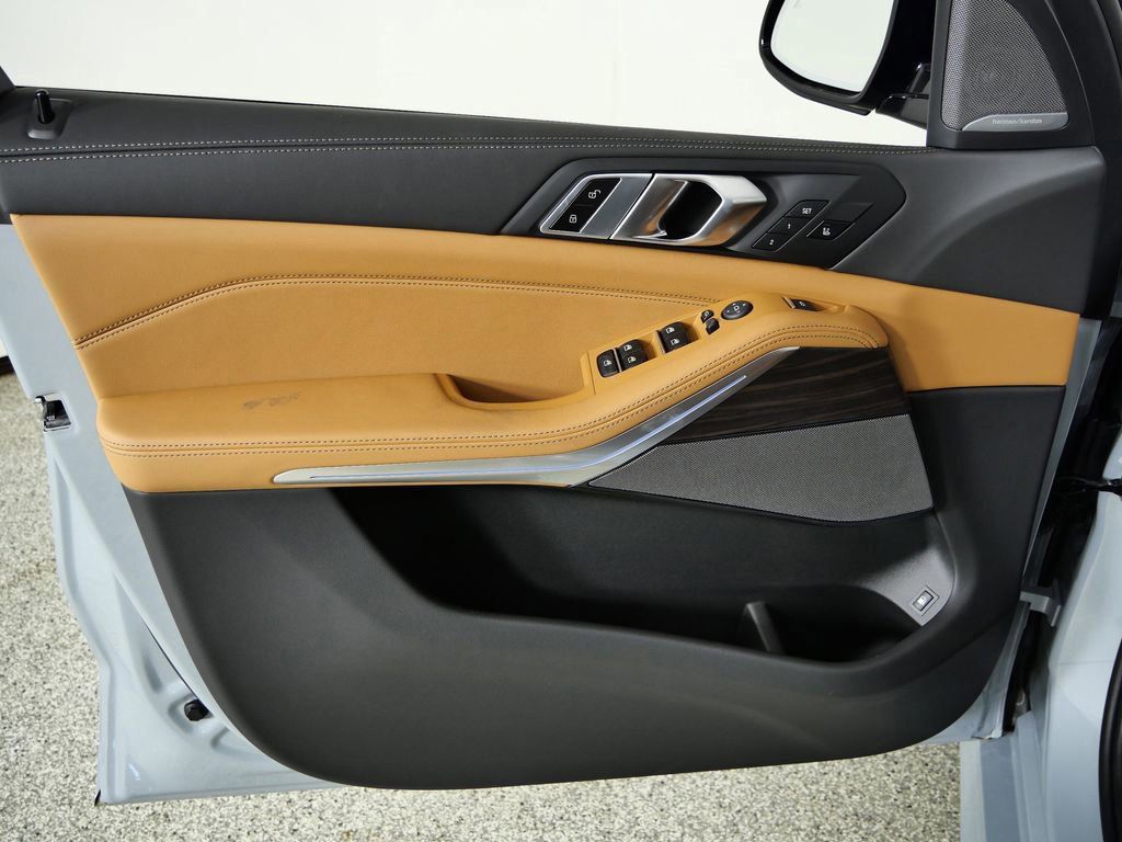 Thumbnail: 2026 BMW X5 - 38