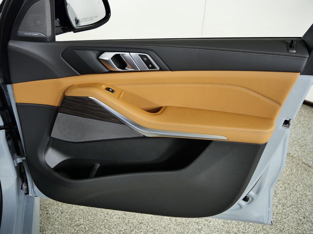 Thumbnail: 2026 BMW X5 - 27