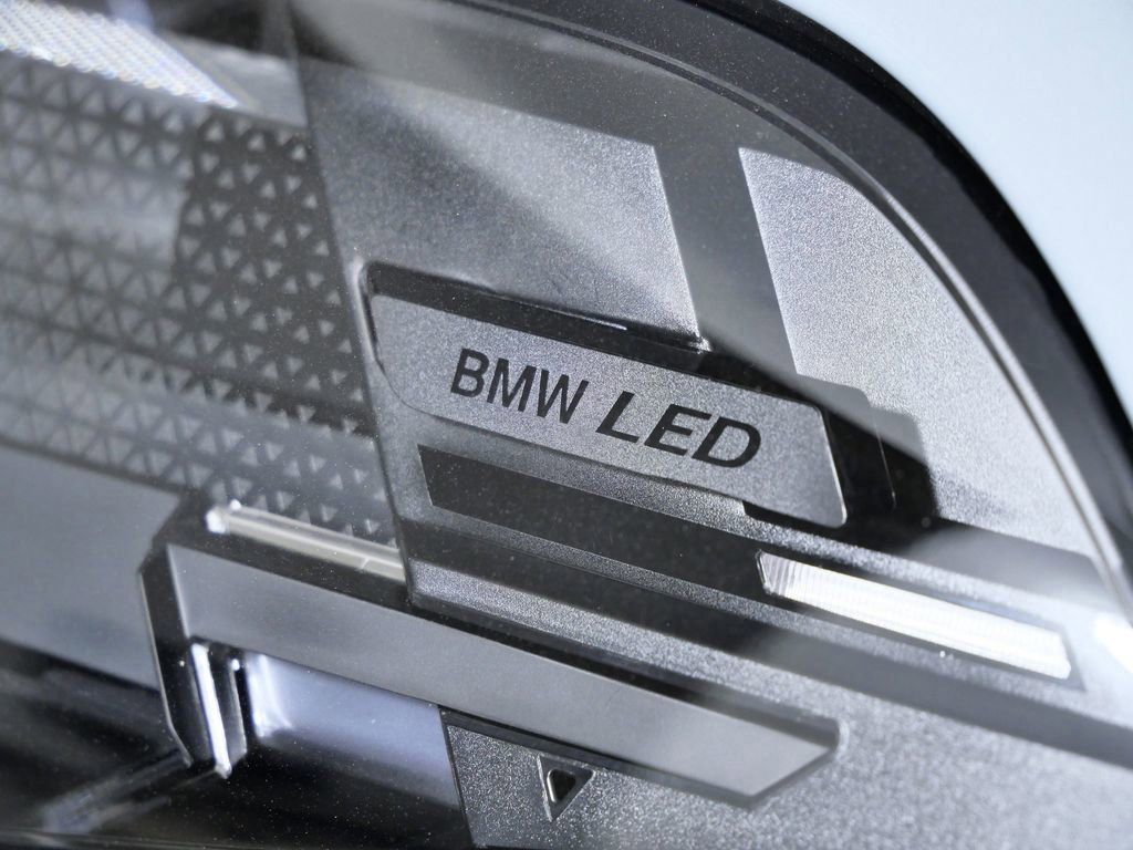 Thumbnail: 2026 BMW X5 - 7