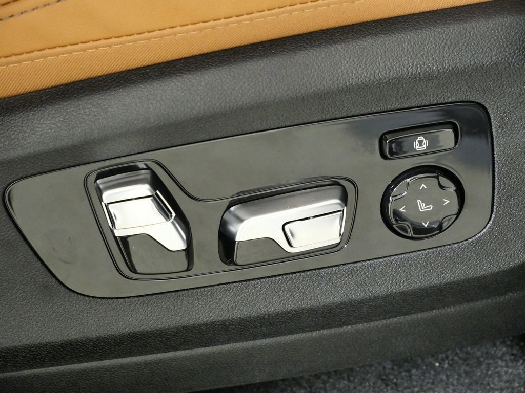 Thumbnail: 2026 BMW X5 - 28