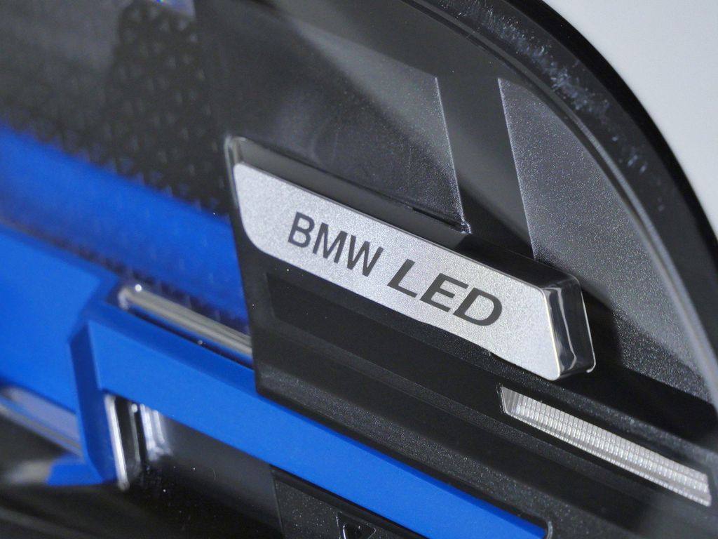 Thumbnail: 2025 BMW X5 - 7