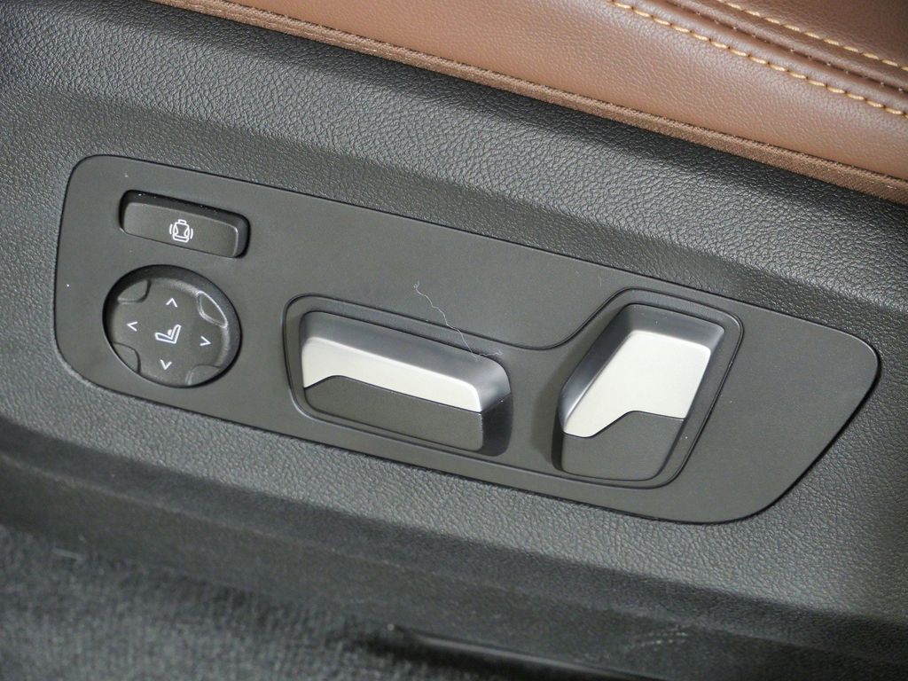 Thumbnail: 2025 BMW X5 - 42