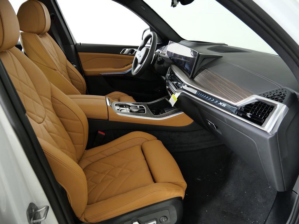 Thumbnail: 2026 BMW X5 - 9