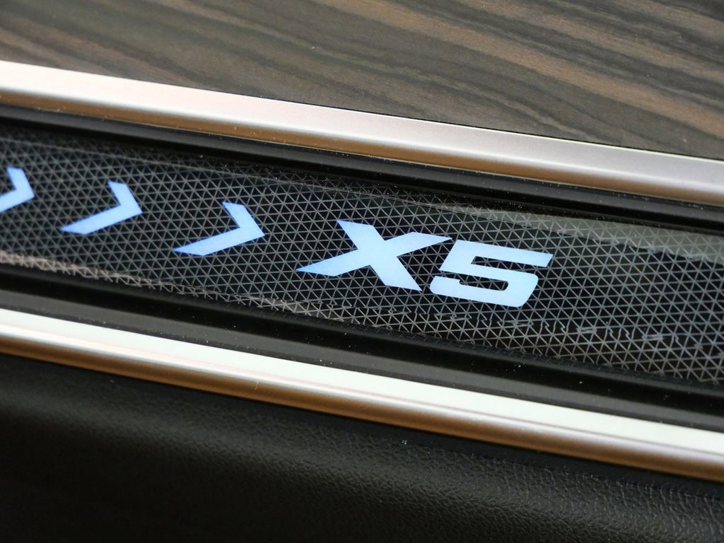 Thumbnail: 2026 BMW X5 - 28
