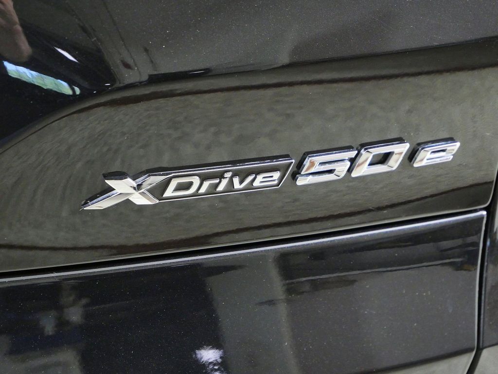 Thumbnail: 2025 BMW X5 - 22