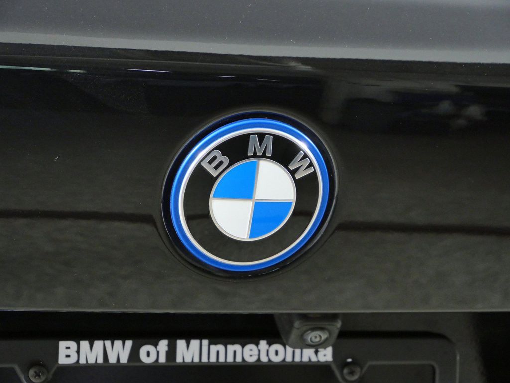 Thumbnail: 2025 BMW X5 - 25