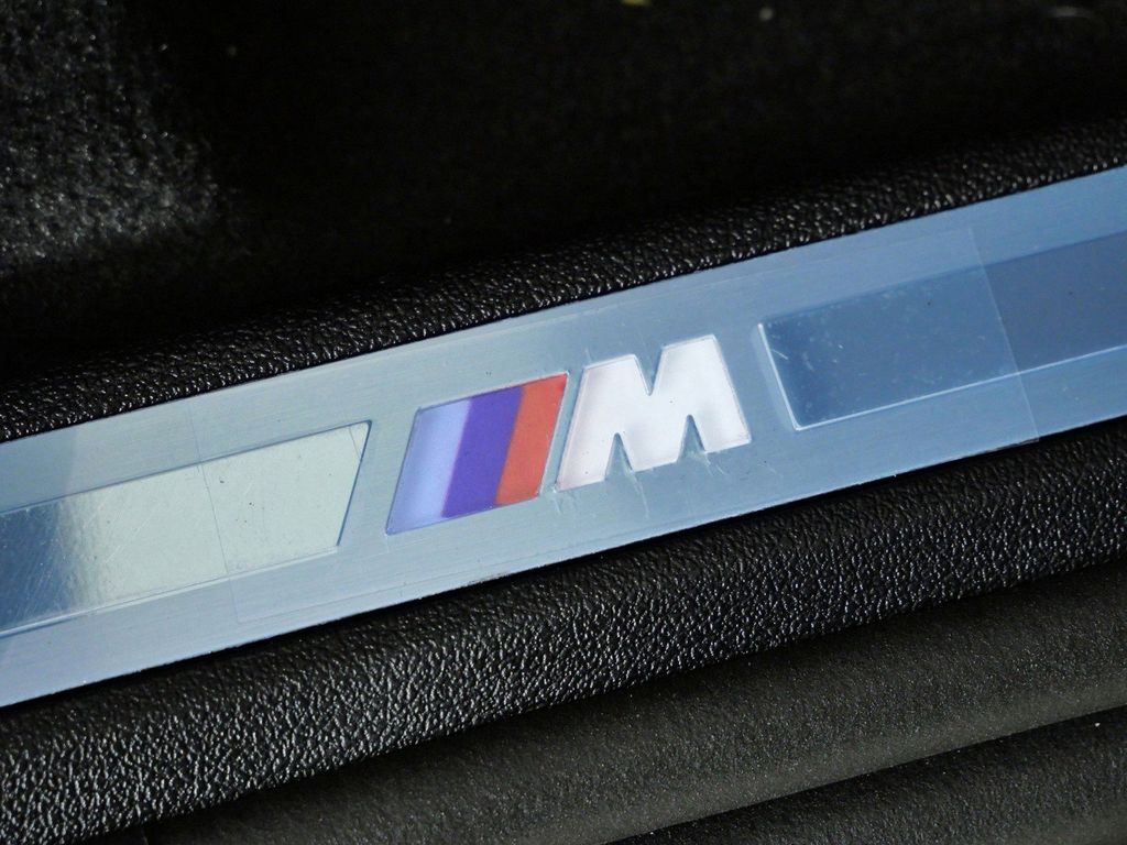 Thumbnail: 2026 BMW X5 - 27