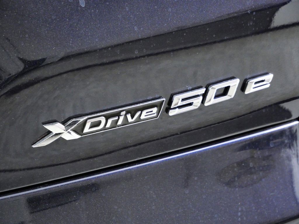 Thumbnail: 2026 BMW X5 - 20