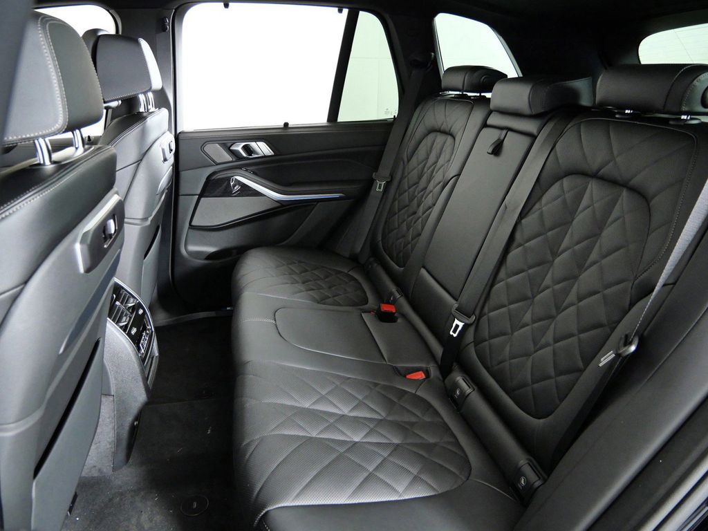Thumbnail: 2026 BMW X5 - 35