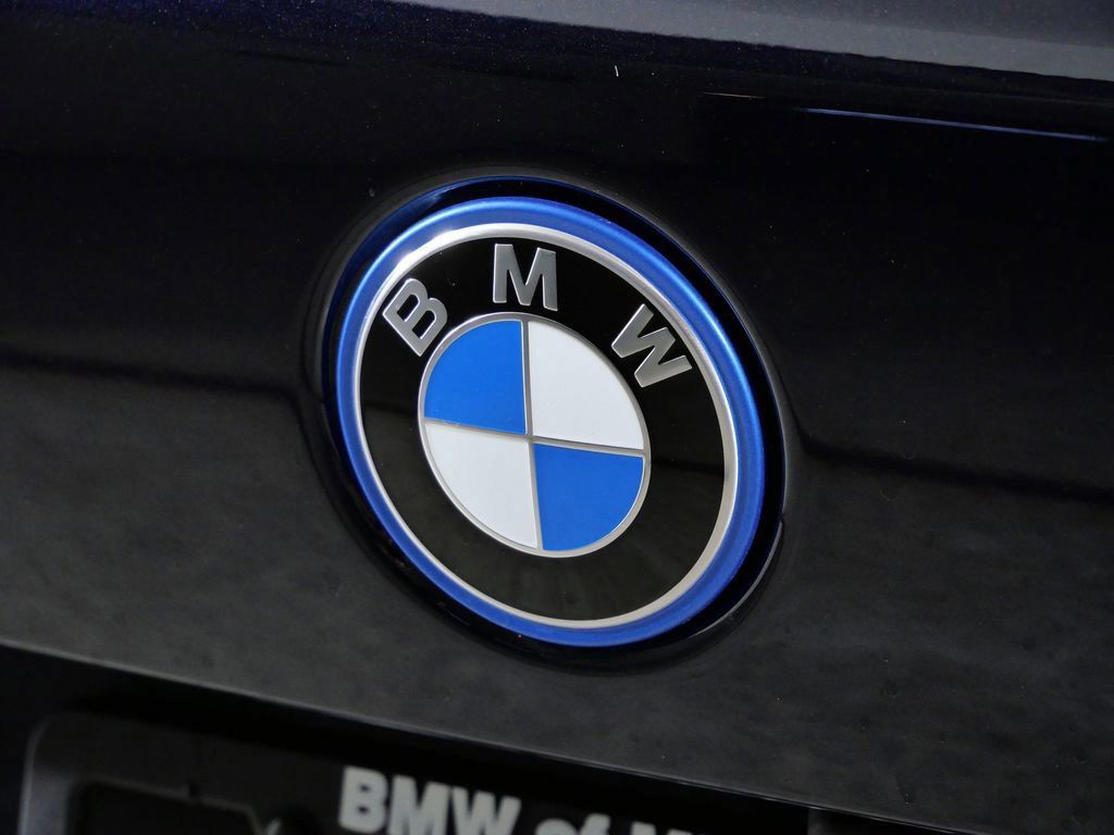 Thumbnail: 2026 BMW X5 - 21