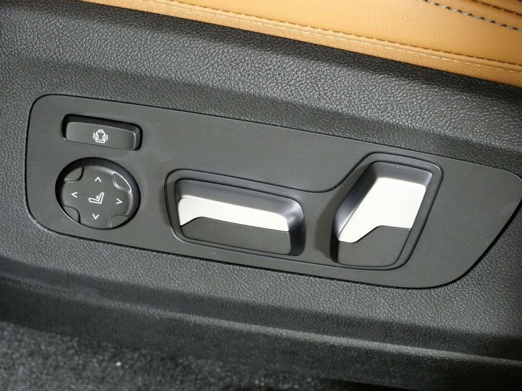 Thumbnail: 2026 BMW X5 - 41