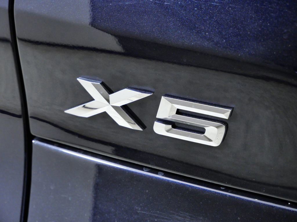 Thumbnail: 2026 BMW X5 - 23