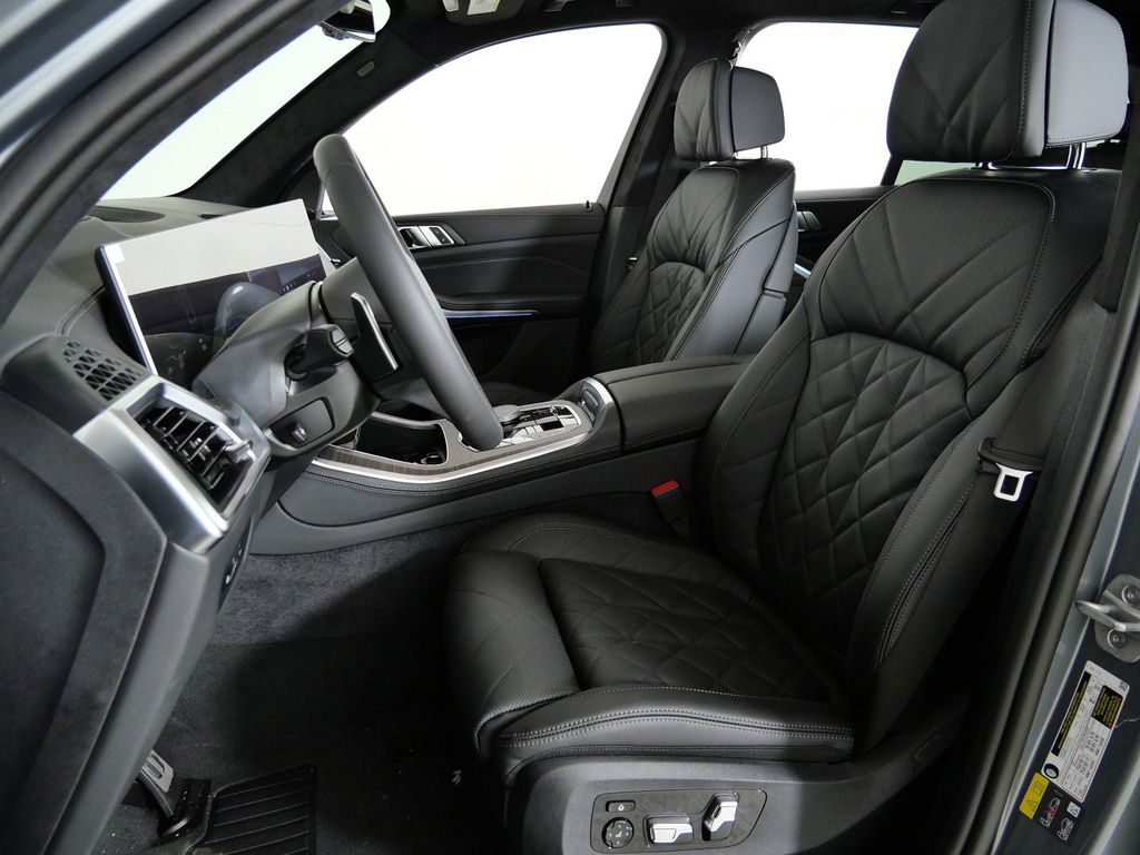 Thumbnail: 2026 BMW X5 - 41