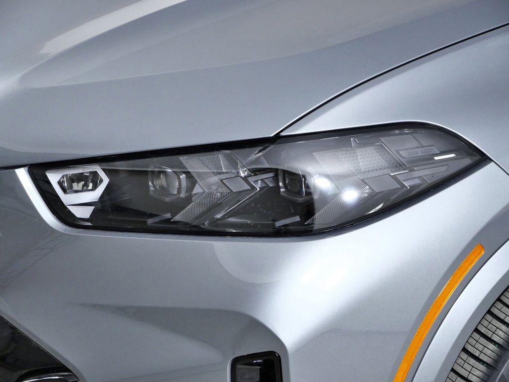 Thumbnail: 2026 BMW X5 - 17