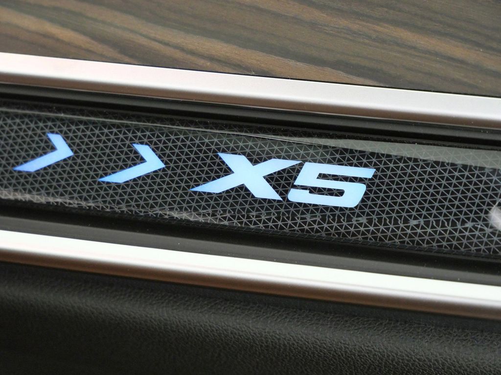 Thumbnail: 2026 BMW X5 - 31